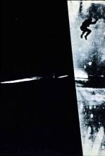 Haga click para ver la imagen ampliada suicide.jpg