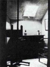 Haga click para ver la imagen ampliada van_roomdied.jpg