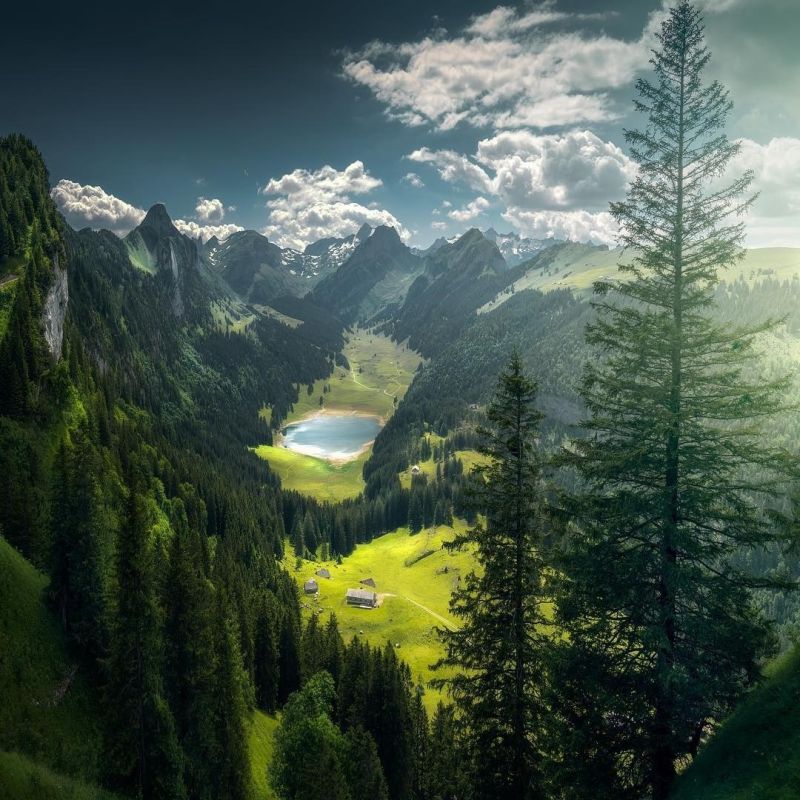 alpine-lake-samtisersee.jpg